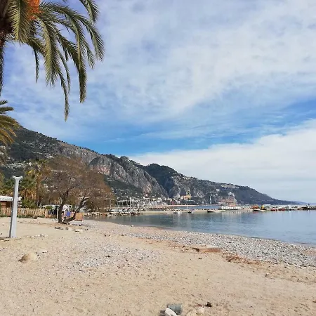 3 Personnes Menton