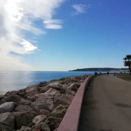 3 Personnes شقة *